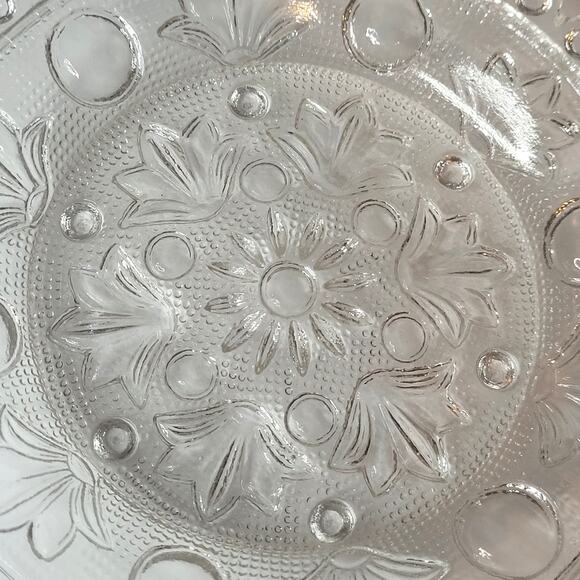 Small Glass Sandwich Plate Dessert Dish Luncheon Intricate Floral Pattern Design - Picture 3 of 6